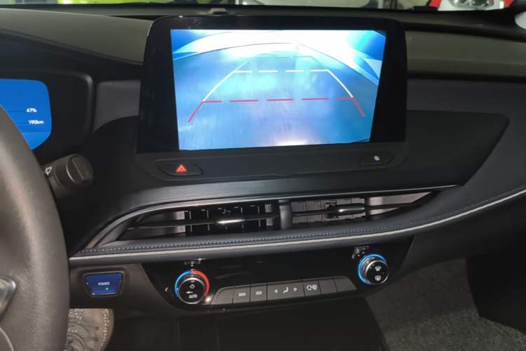 Used Buick Velite 6 2024 430km Comfort Edition Audio And AC Panel