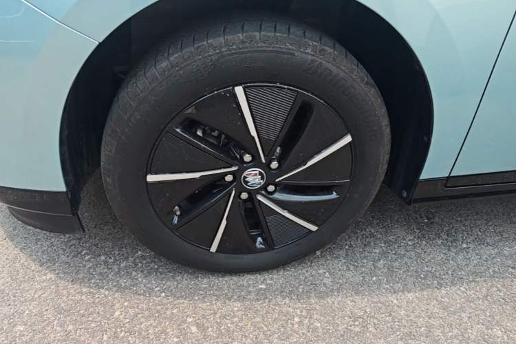 Used Buick Velite 6 2024 430km Enjoyment Version Left Front Wheel Hub