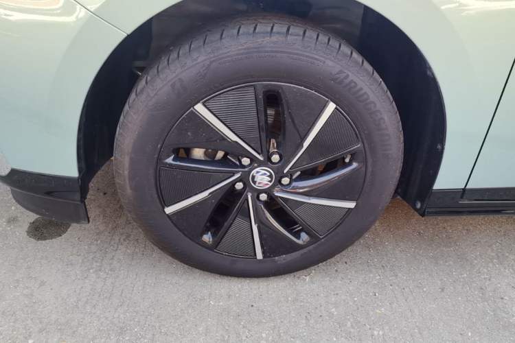 Used Buick Velite 6 2024 430km Enjoyment Version Left Front Wheel Hub