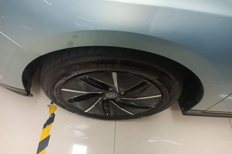 Used Buick Velite 6 2024 430km Enjoyment Version Left Front Wheel Hub