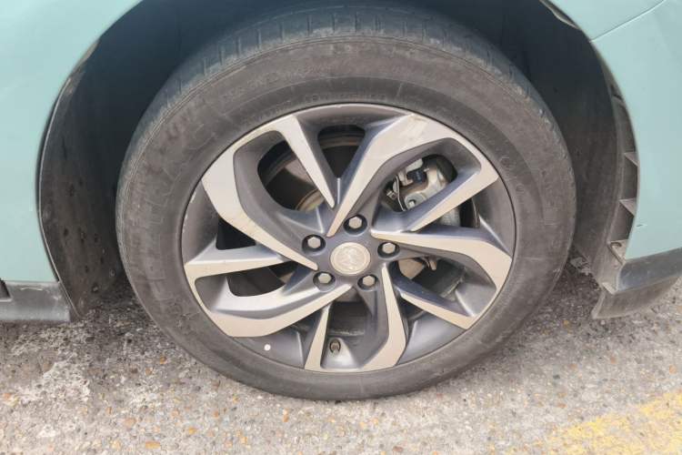 Used Buick Velite 6 2024 450km Comfort Edition PLUS Right Front Wheel Hub
