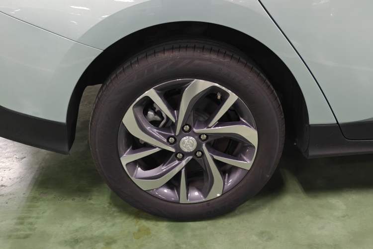 Used Buick Velite 6 2024 450km Enjoyment Plus Version Right Rear Wheel Hub
