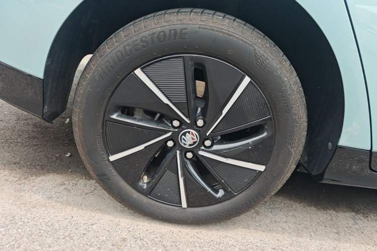 Used Buick Velite 6 2024 430km Enjoyment Version Right Rear Wheel Hub