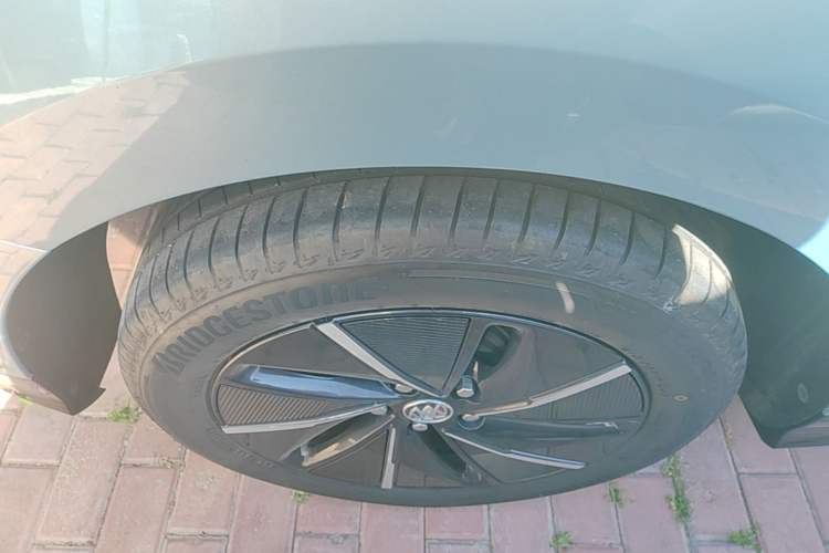 Used Buick Velite 6 2024 430km Enjoyment Version Right Rear Wheel Hub