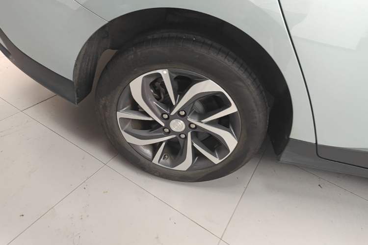Used Buick Velite 6 2024 450km Comfort Edition PLUS Right Rear Wheel Hub