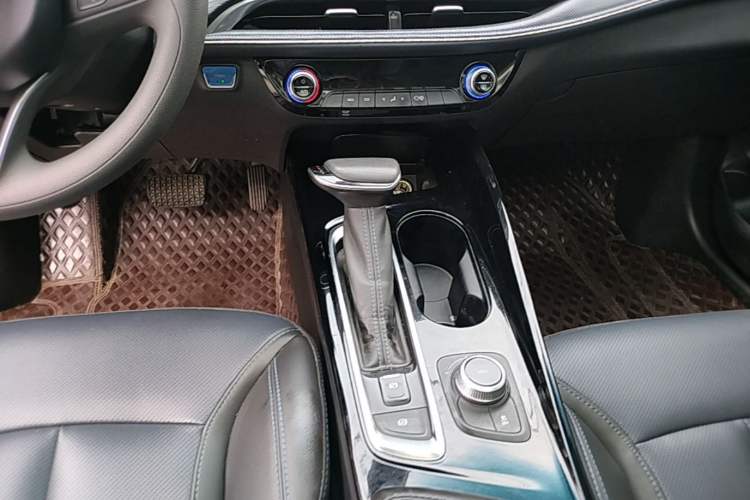 Used Buick Velite 6 2024 430km Enjoyment Version Gear Lever