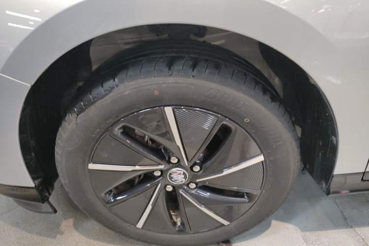 Used Buick Velite 6 2024 430km Enjoyment Version Left Front Wheel Hub