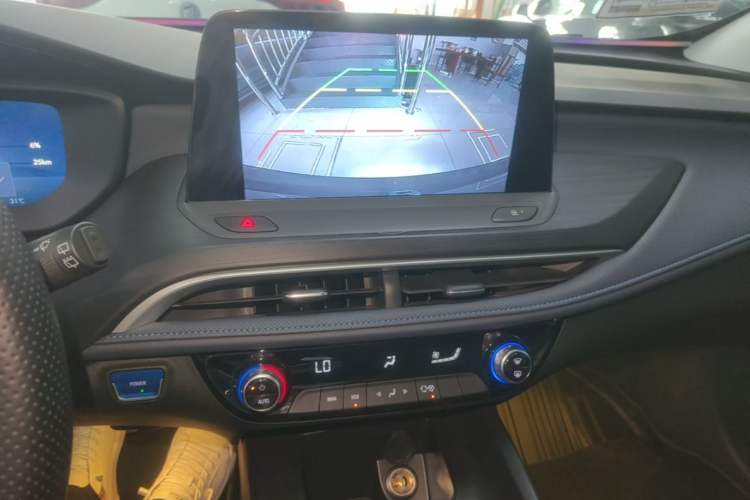 Used Buick Velite 6 2024 450km Enjoyment Plus Version Audio And AC Panel
