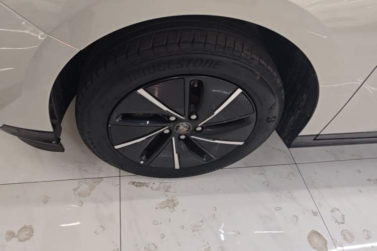 Used Buick Velite 6 2024 430km Comfort Edition Exterior 4
