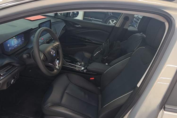 Used Buick Velite 6 2024 430km Comfort Edition Left Front Seat