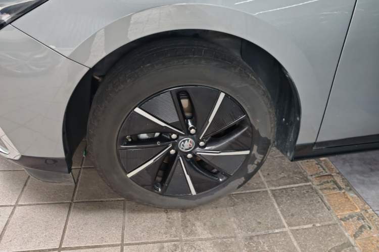 Used Buick Velite 6 2024 430km Enjoyment Version Left Front Wheel Hub