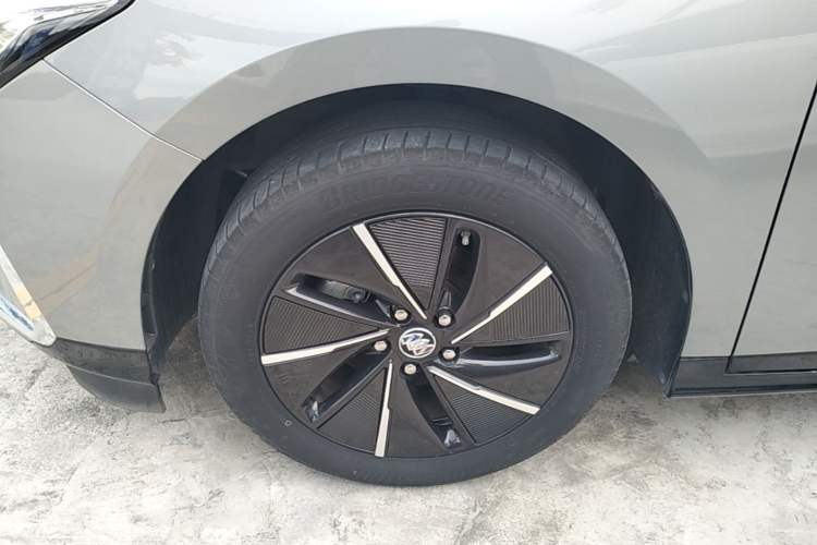 Used Buick Velite 6 2024 430km Enjoyment Version Left Front Wheel Hub