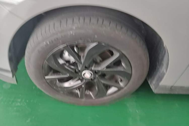 Used Buick Velite 6 2024 450km Enjoyment Plus Version Left Front Wheel Hub