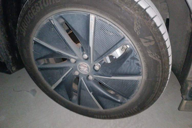 Used Buick Velite 6 2024 430km Enjoyment Version Right Front Wheel Hub