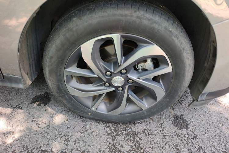 Used Buick Velite 6 2024 450km Comfort Edition PLUS Right Front Wheel Hub
