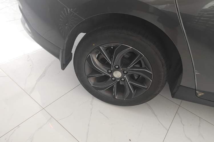 Used Buick Velite 6 2024 450km Enjoyment Plus Version Right Rear Wheel Hub