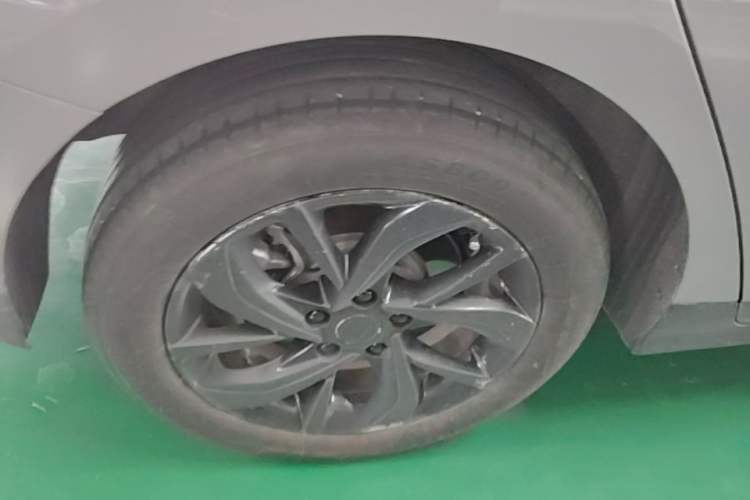 Used Buick Velite 6 2024 450km Enjoyment Plus Version Right Rear Wheel Hub