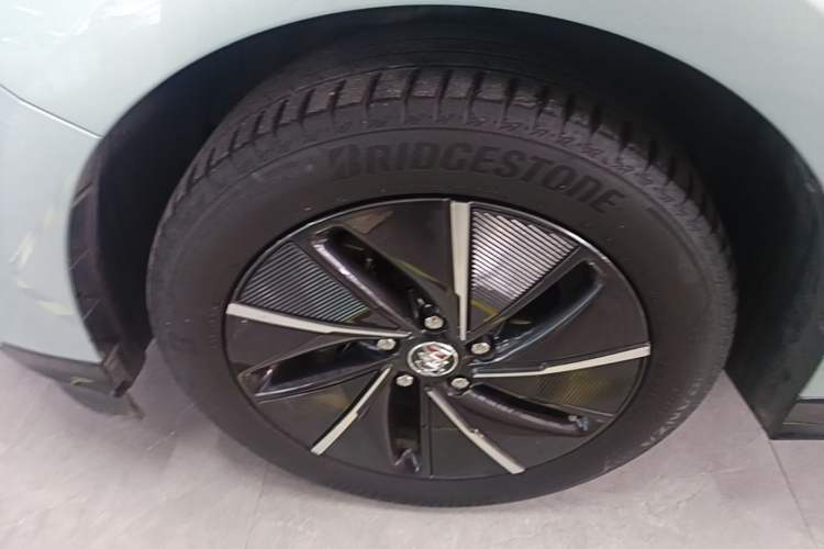 Used Buick Velite 6 2024 430km Enjoyment Version Exterior 4