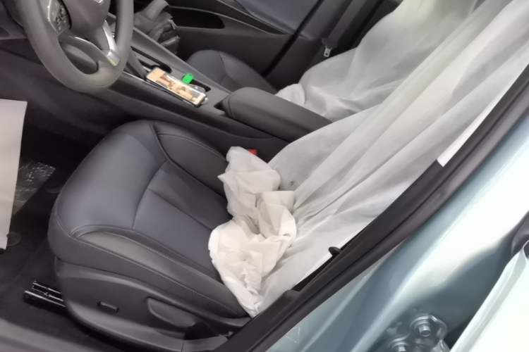 Used Buick Velite 6 2024 450km Comfort Edition PLUS Left Front Seat