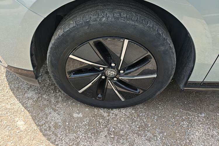 Used Buick Velite 6 2024 430km Enjoyment Version Left Front Wheel Hub