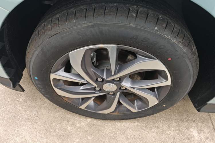 Used Buick Velite 6 2024 450km Comfort Edition PLUS Left Front Wheel Hub