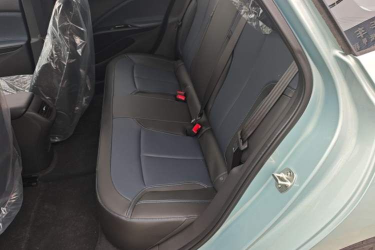 Used Buick Velite 6 2024 450km Comfort Edition PLUS Left Rear Seat