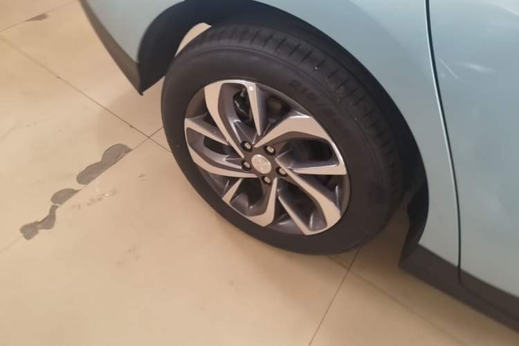 Used Buick Velite 6 2024 450km Enjoyment Plus Version Right Rear Wheel Hub