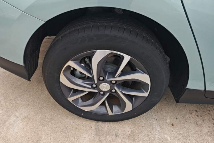 Used Buick Velite 6 2024 450km Comfort Edition PLUS Right Rear Wheel Hub