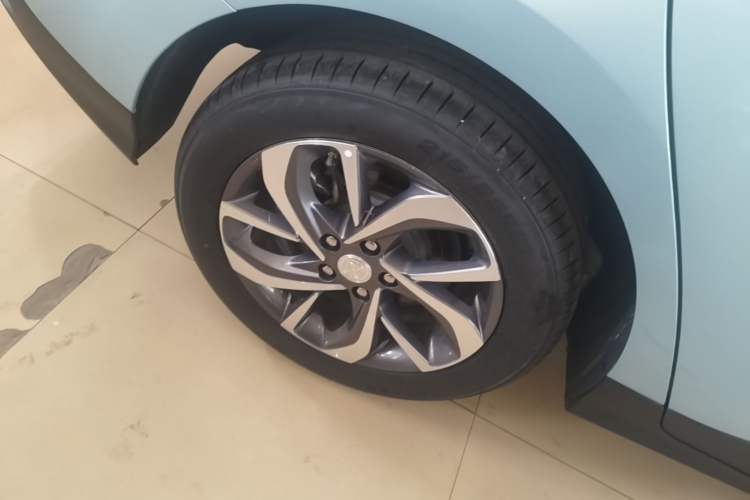 Used Buick Velite 6 2024 450km Enjoyment Plus Version Right Rear Wheel Hub