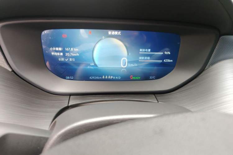 Used Buick Velite 6 2024 450km Comfort Edition PLUS Odometer Close Up