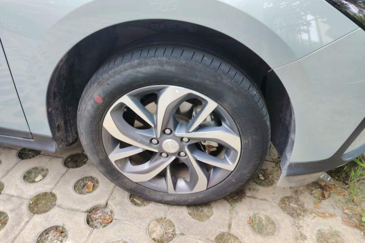 Used Buick Velite 6 2024 450km Comfort Edition PLUS Right Front Wheel Hub