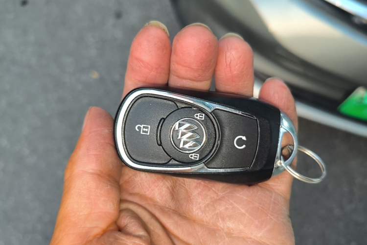 Used Buick Velite 6 2024 450km Comfort Edition PLUS Vehicle Key