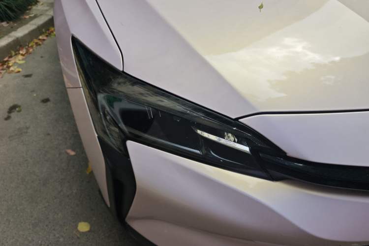 Used Buick Velite 6 2024 450km Enjoyment Plus Version Right Front Headlight