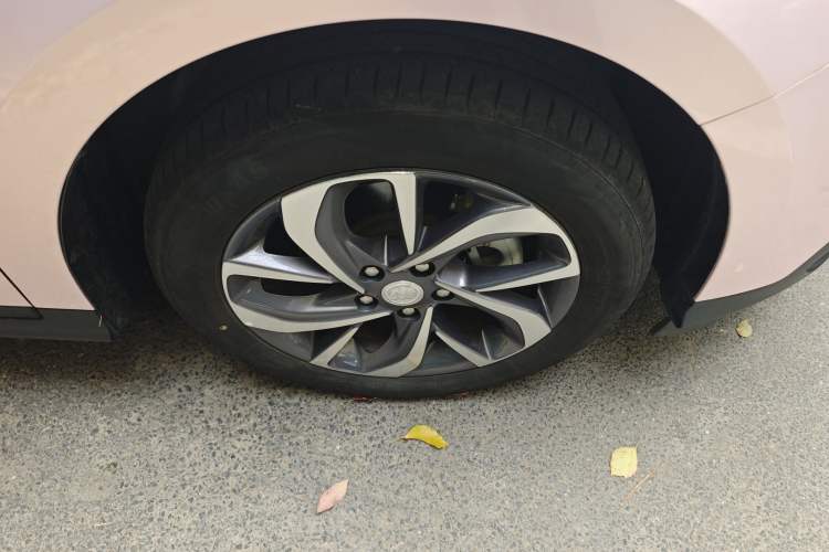 Used Buick Velite 6 2024 450km Enjoyment Plus Version Right Front Wheel Hub