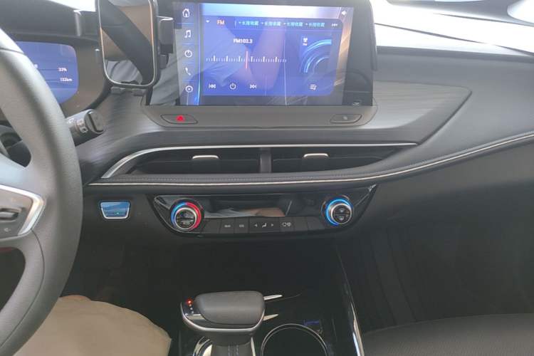 Used Buick Velite 6 2024 430km Enjoyment Version Audio And AC Panel