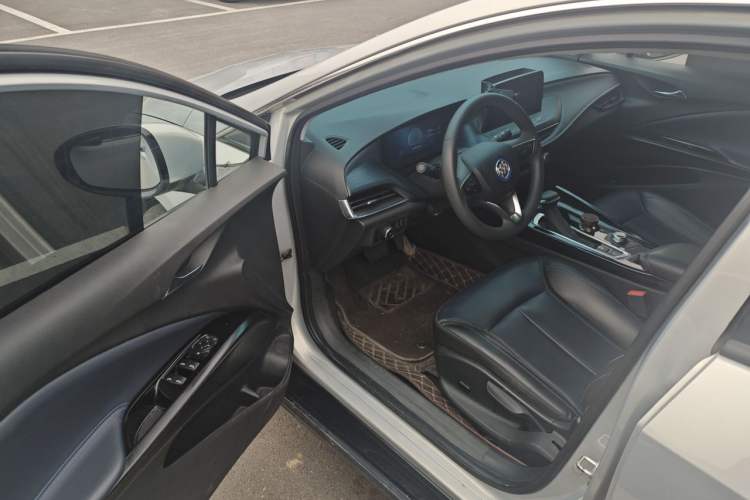Used Buick Velite 6 2024 430km Comfort Edition Driver Seat