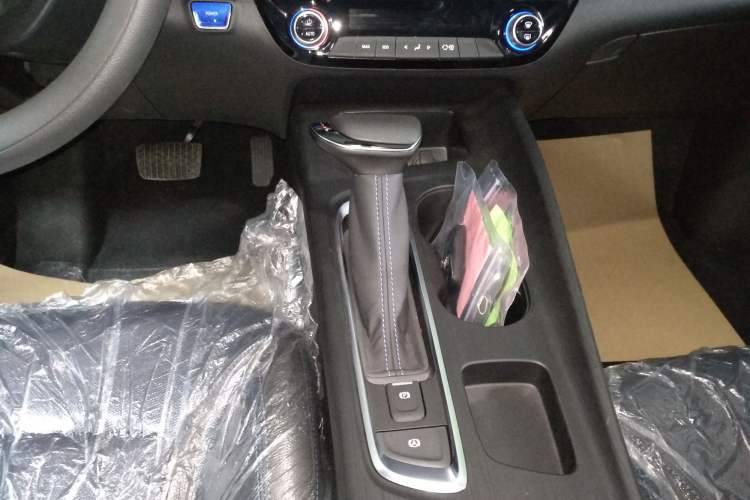 Used Buick Velite 6 2024 450km Comfort Edition PLUS Gear Lever