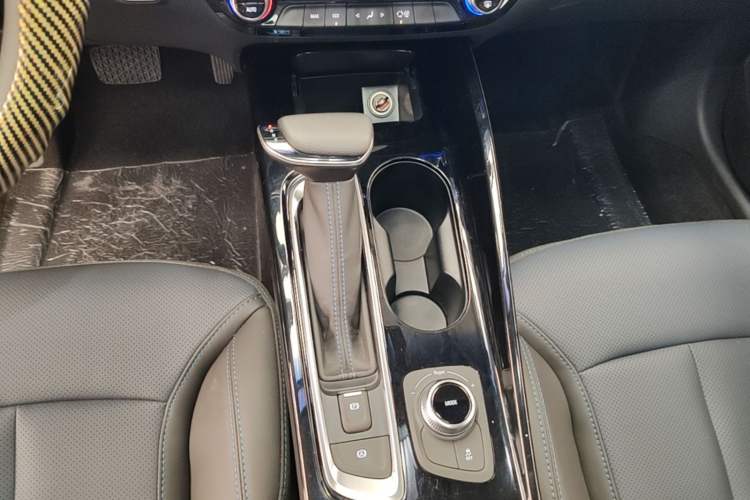 Used Buick Velite 6 2024 430km Enjoyment Version Gear Lever
