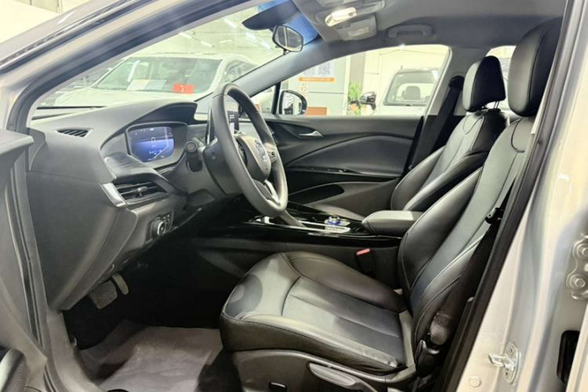 Used Buick Velite 6 2024 430km Comfort Edition Interior 2