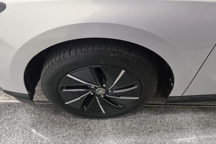 Used Buick Velite 6 2024 430km Enjoyment Version Left Front Wheel Hub