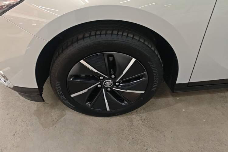 Used Buick Velite 6 2024 430km Comfort Edition Left Front Wheel Hub