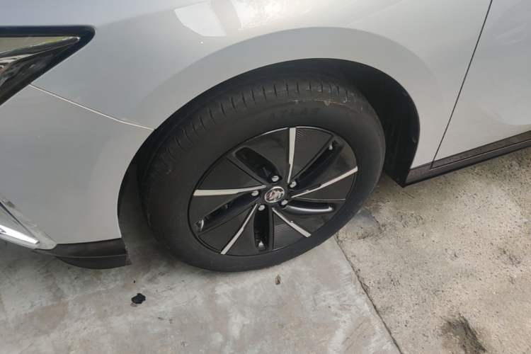 Used Buick Velite 6 2024 430km Comfort Edition Left Front Wheel Hub
