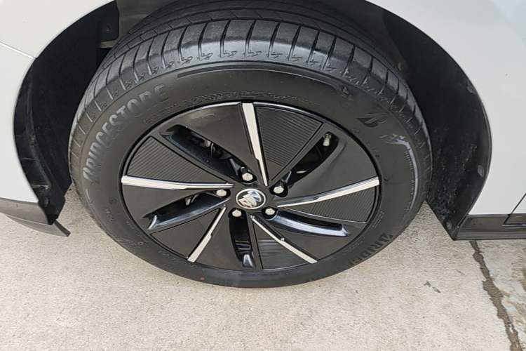 Used Buick Velite 6 2024 430km Enjoyment Version Left Front Wheel Hub
