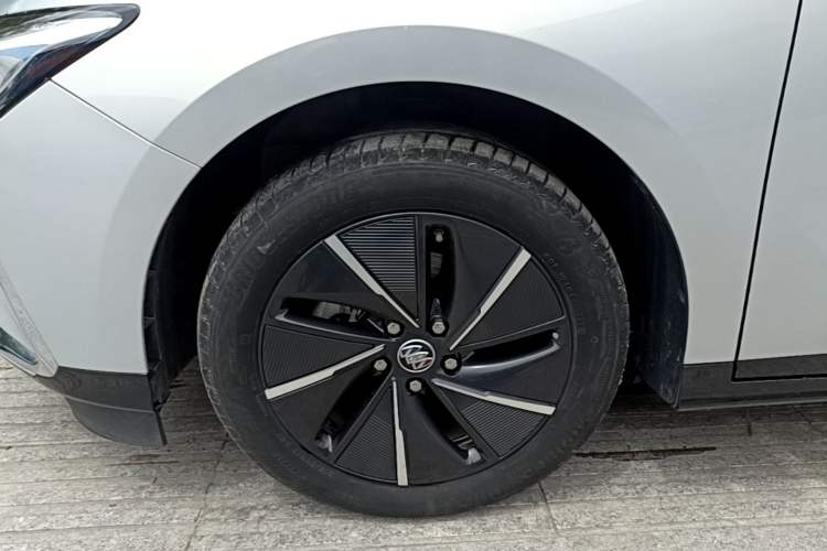 Used Buick Velite 6 2024 430km Enjoyment Version Left Front Wheel Hub
