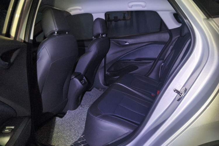 Used Buick Velite 6 2024 450km Comfort Edition PLUS Left Rear Seat