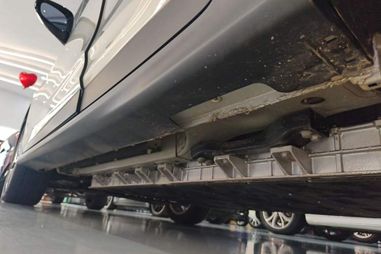 Used Buick Velite 6 2024 450km Comfort Edition PLUS Left Side Sill