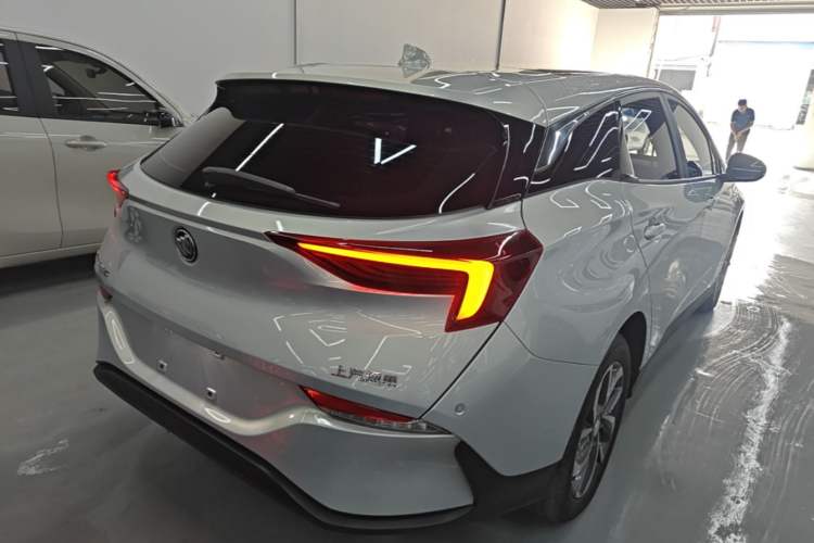 Used Buick Velite 6 2024 450km Enjoyment Plus Version Rear Right 45 Deg