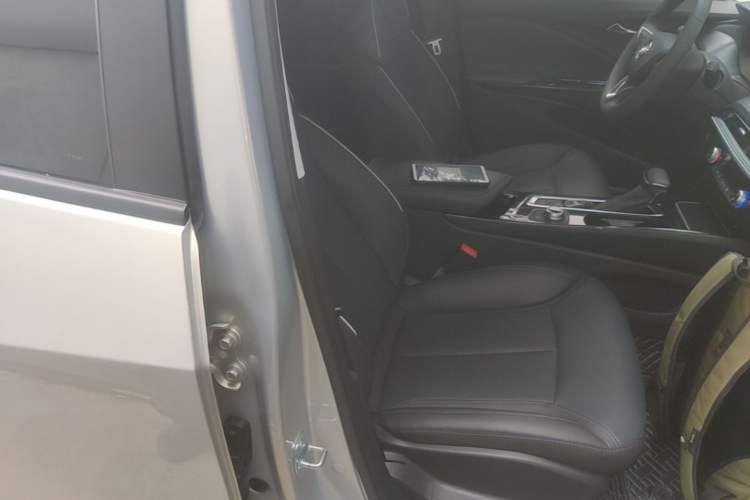 Used Buick Velite 6 2024 430km Comfort Edition Right Front Seat