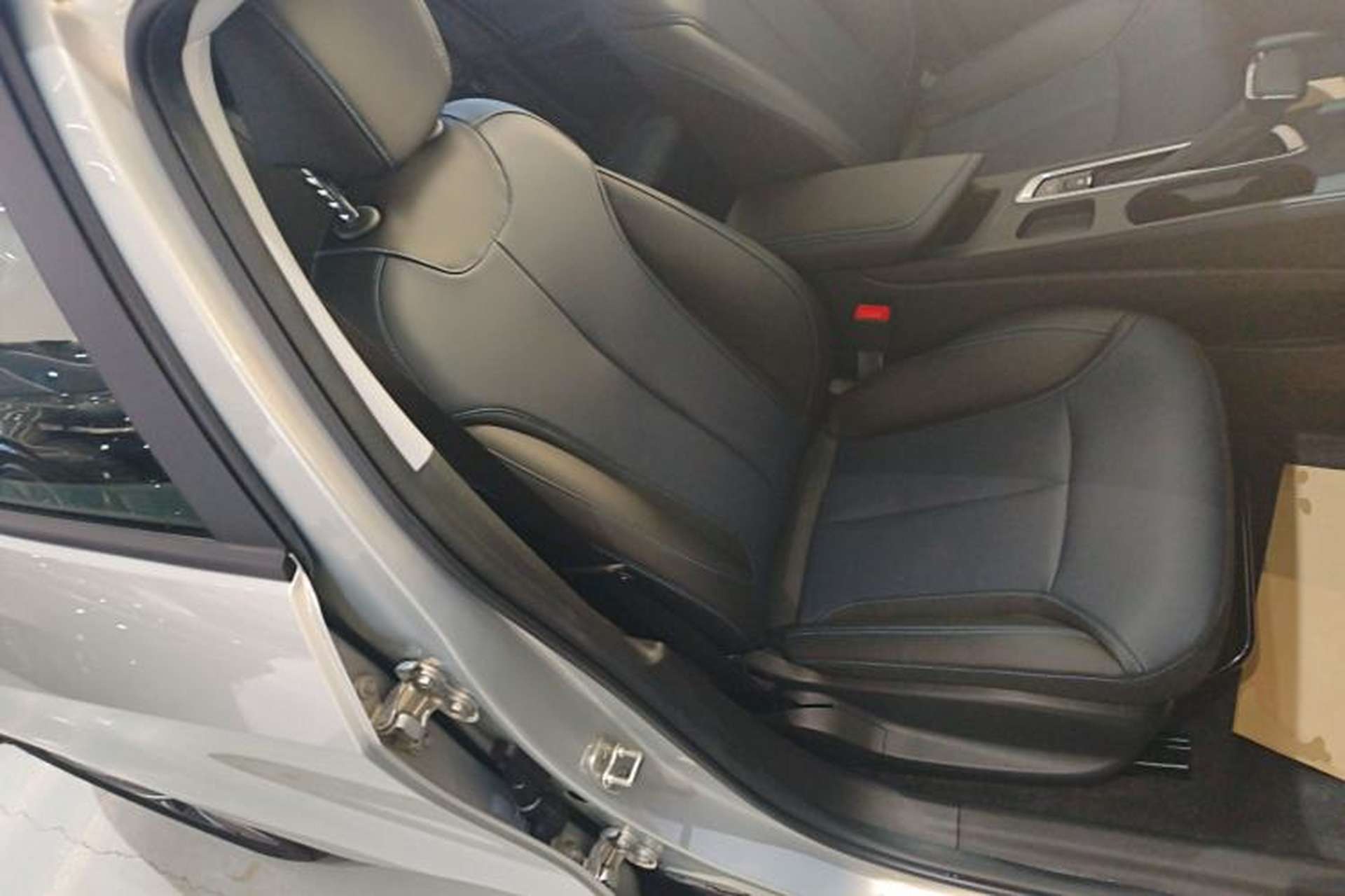 Used Buick Velite 6 2024 450km Comfort Edition PLUS Right Front Seat