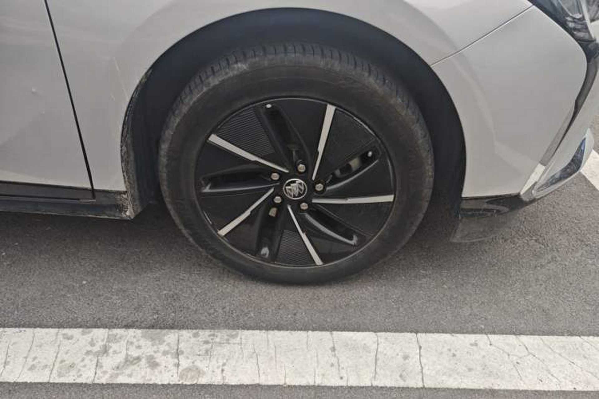 Used Buick Velite 6 2024 430km Comfort Edition Right Front Wheel Hub